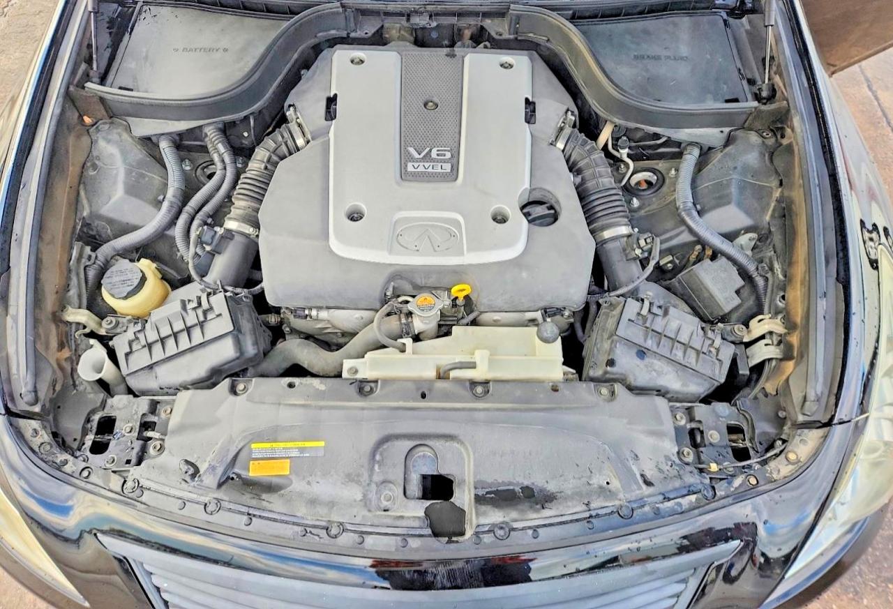 INFINITI Q40 Base