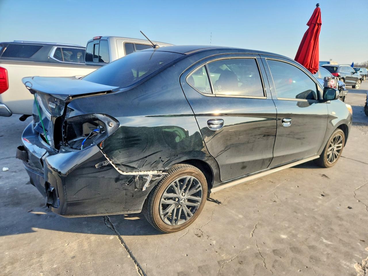Mitsubishi Mirage G4 Es