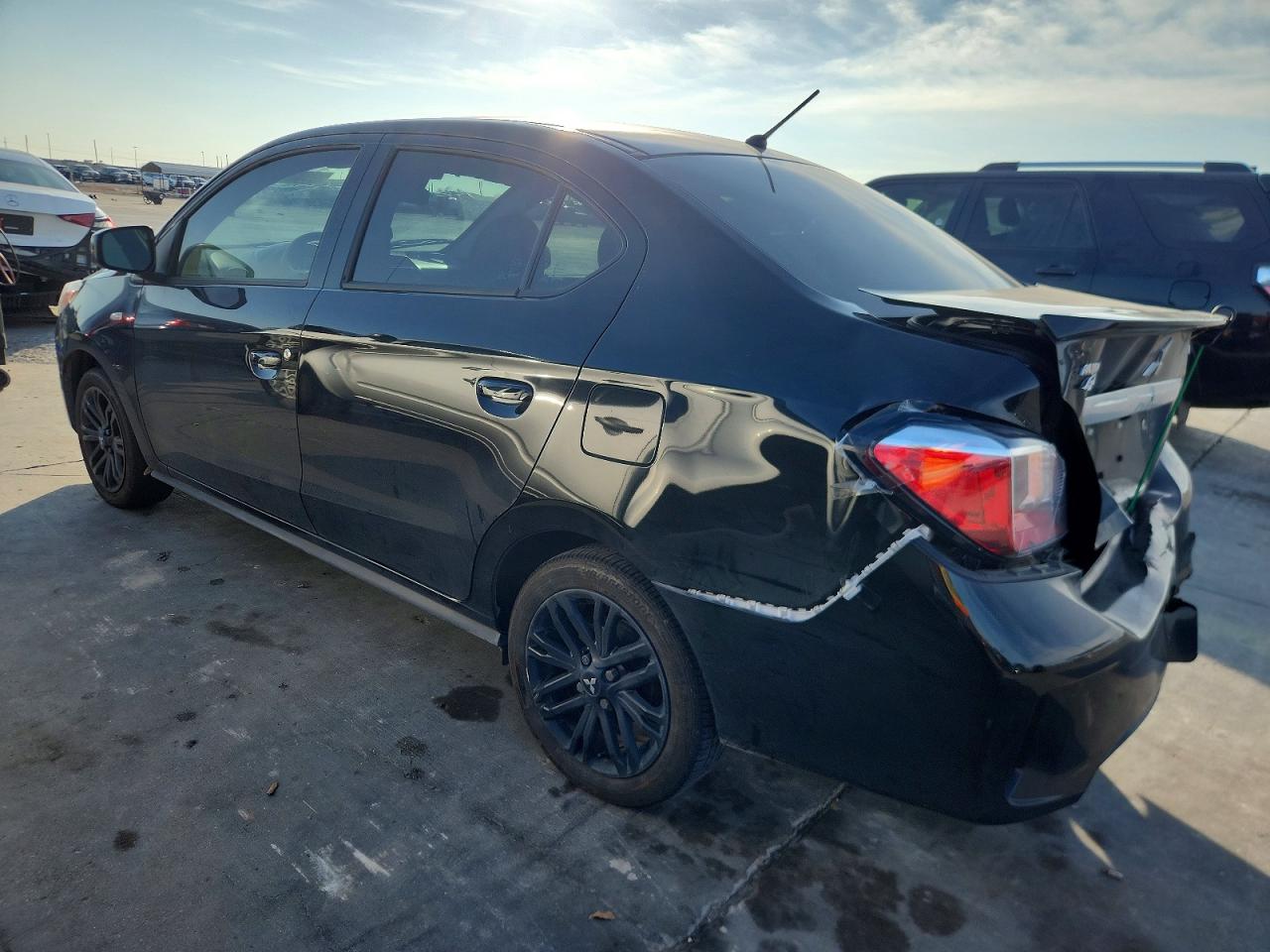 Mitsubishi Mirage G4 Es