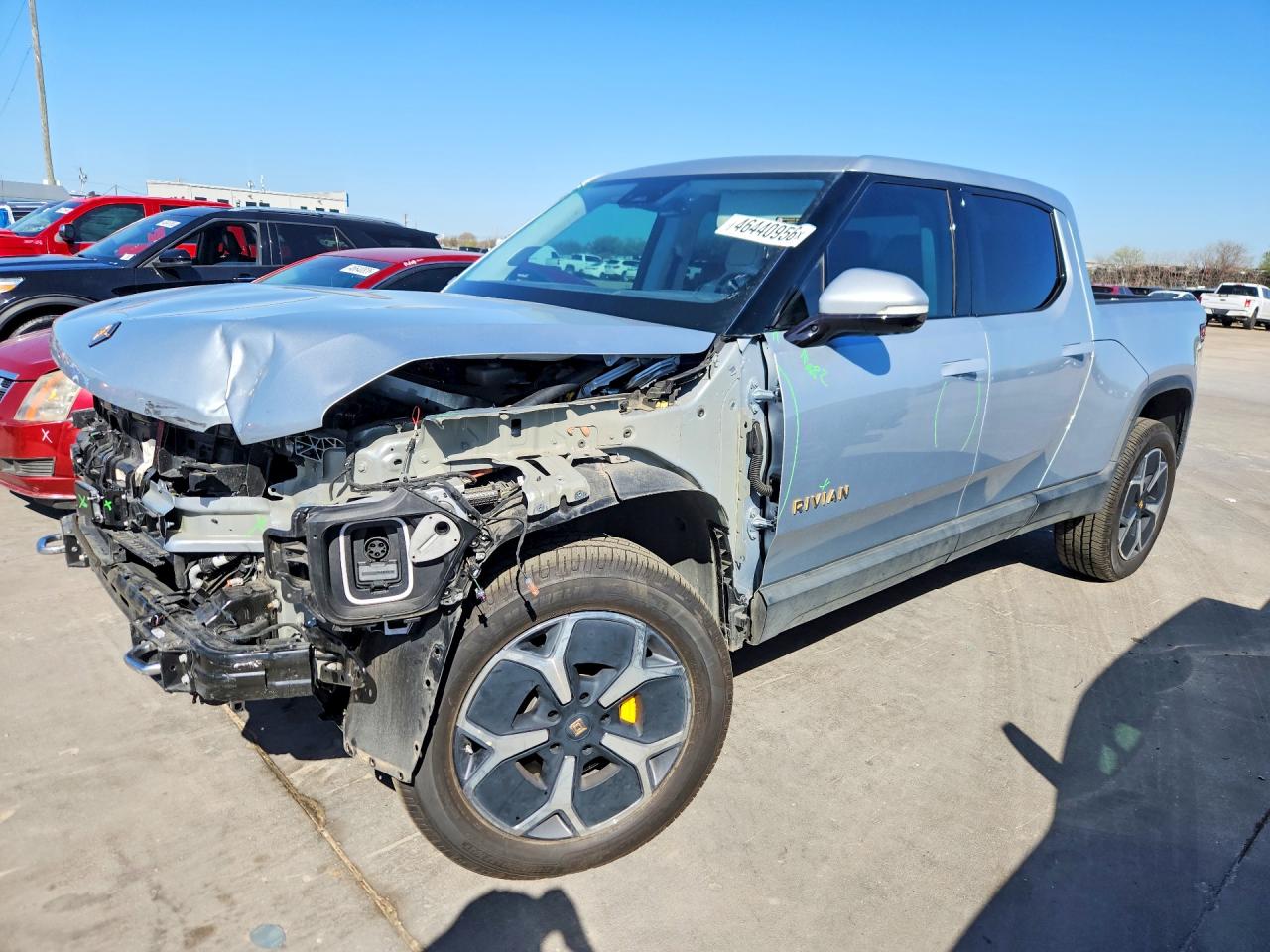 Salvage Rivian Rit Image
