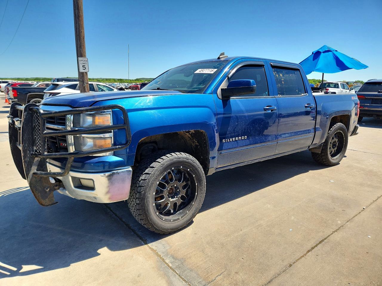 Salvage Chevrolet Silverado Image