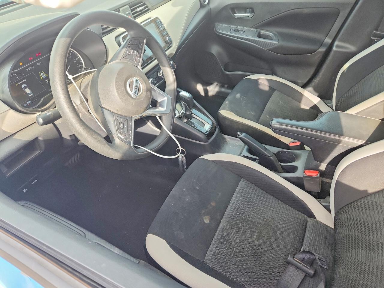 Nissan Versa Sv