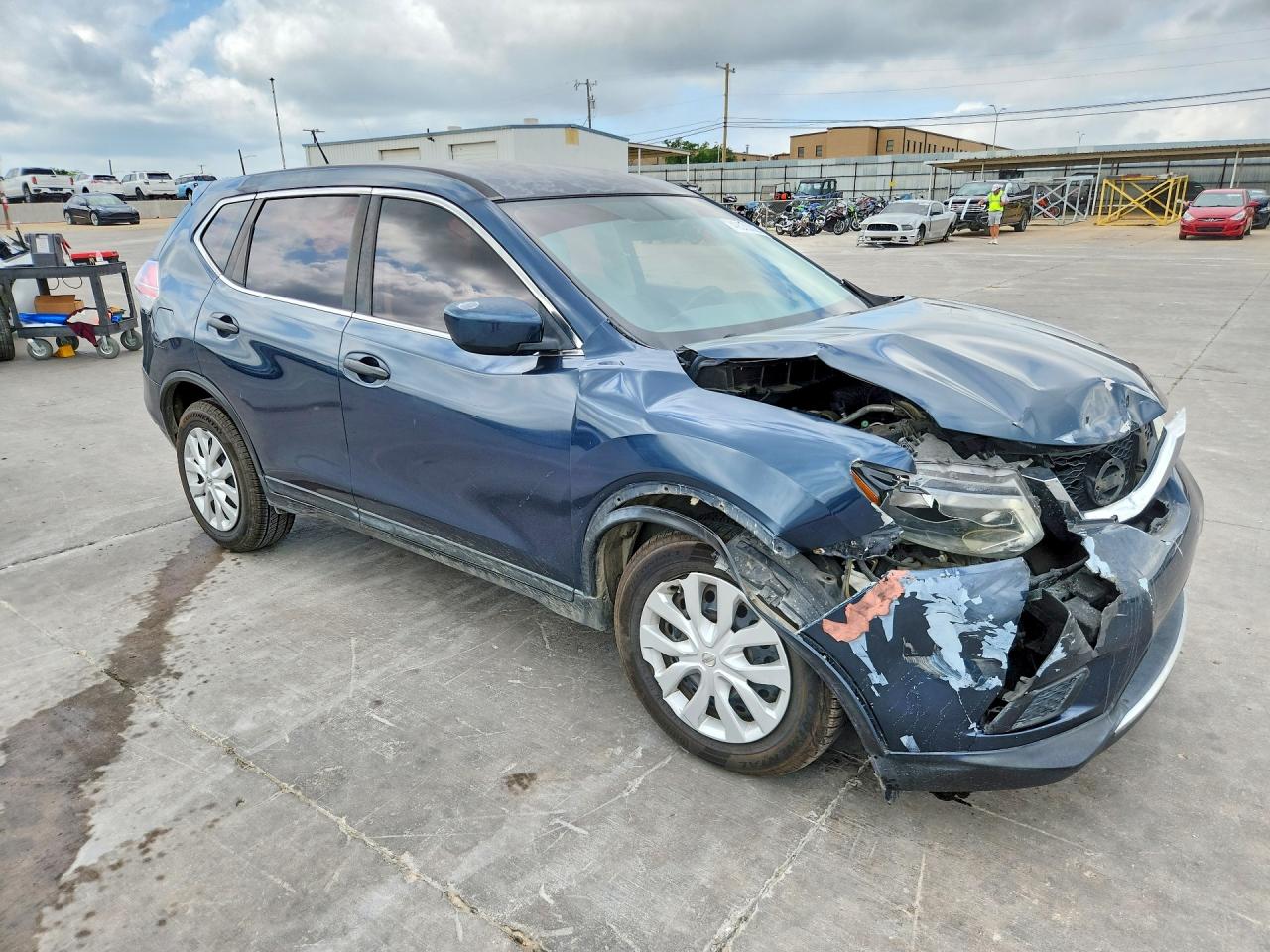 Nissan Rogue S