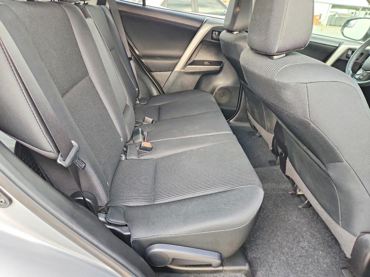 Toyota RAV4 Le