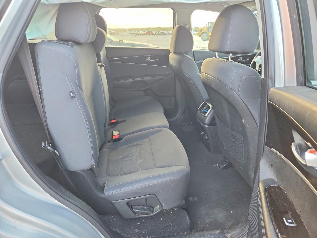 Kia Sorento Lx V6