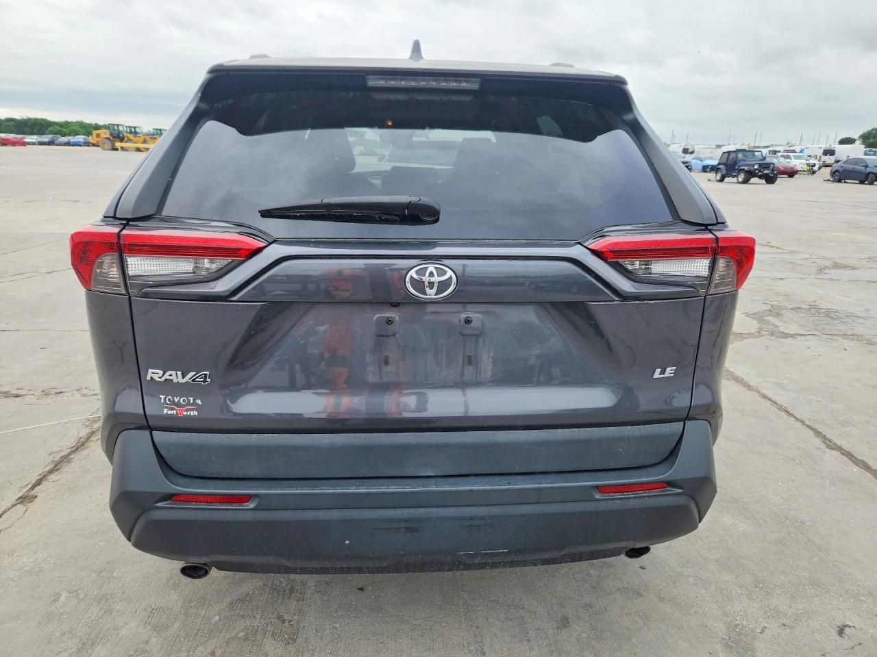 Toyota RAV4 Le