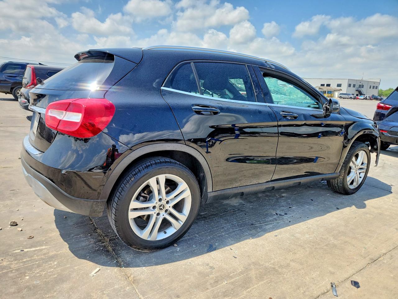 Mercedes-Benz GLA 250