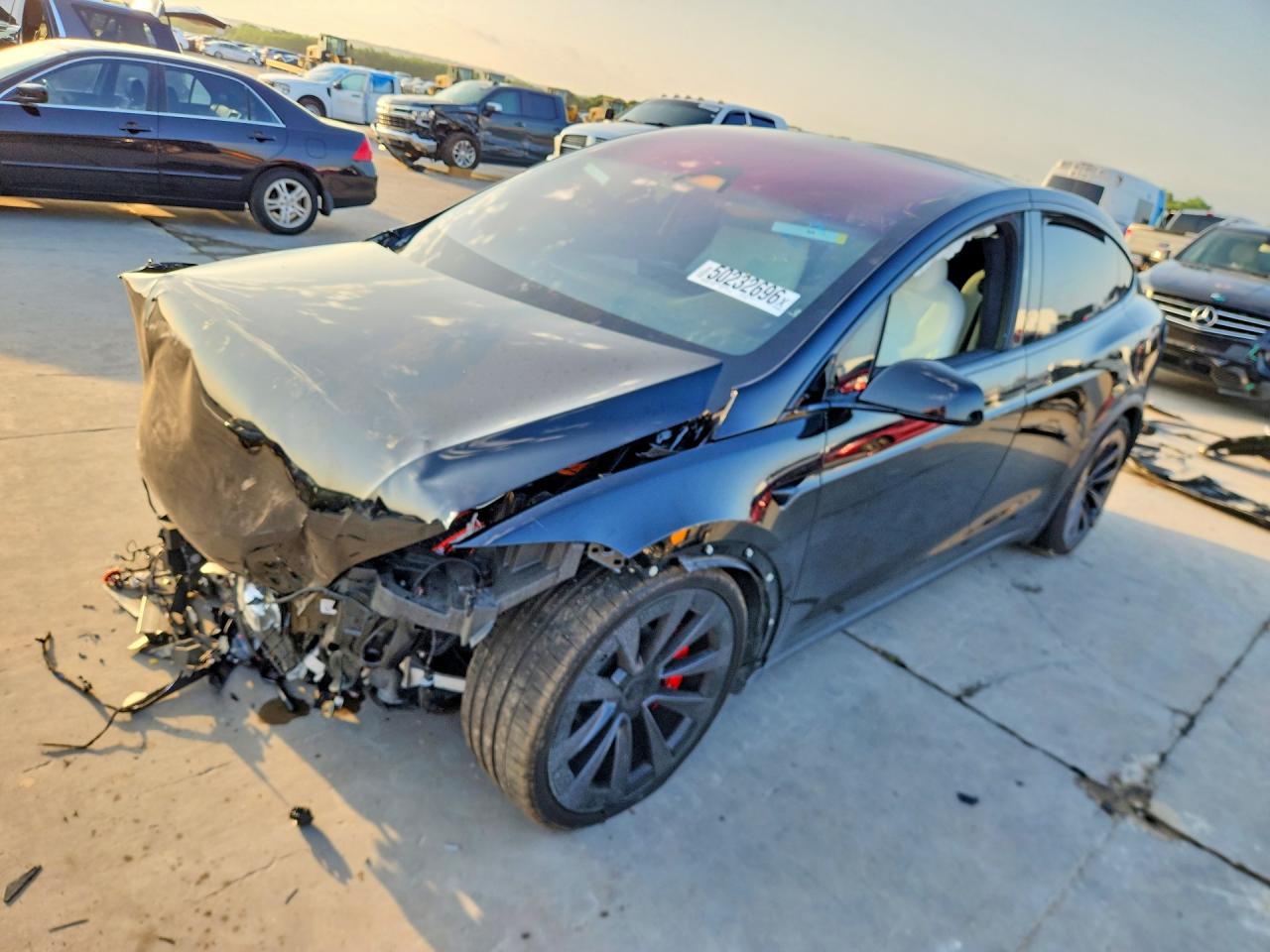 Salvage Tesla Model X Image
