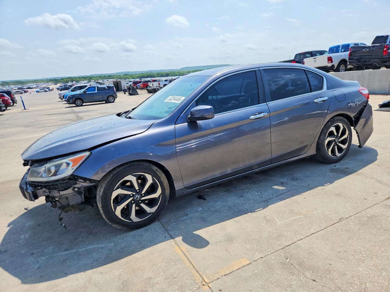 Salvage Honda Accord Image