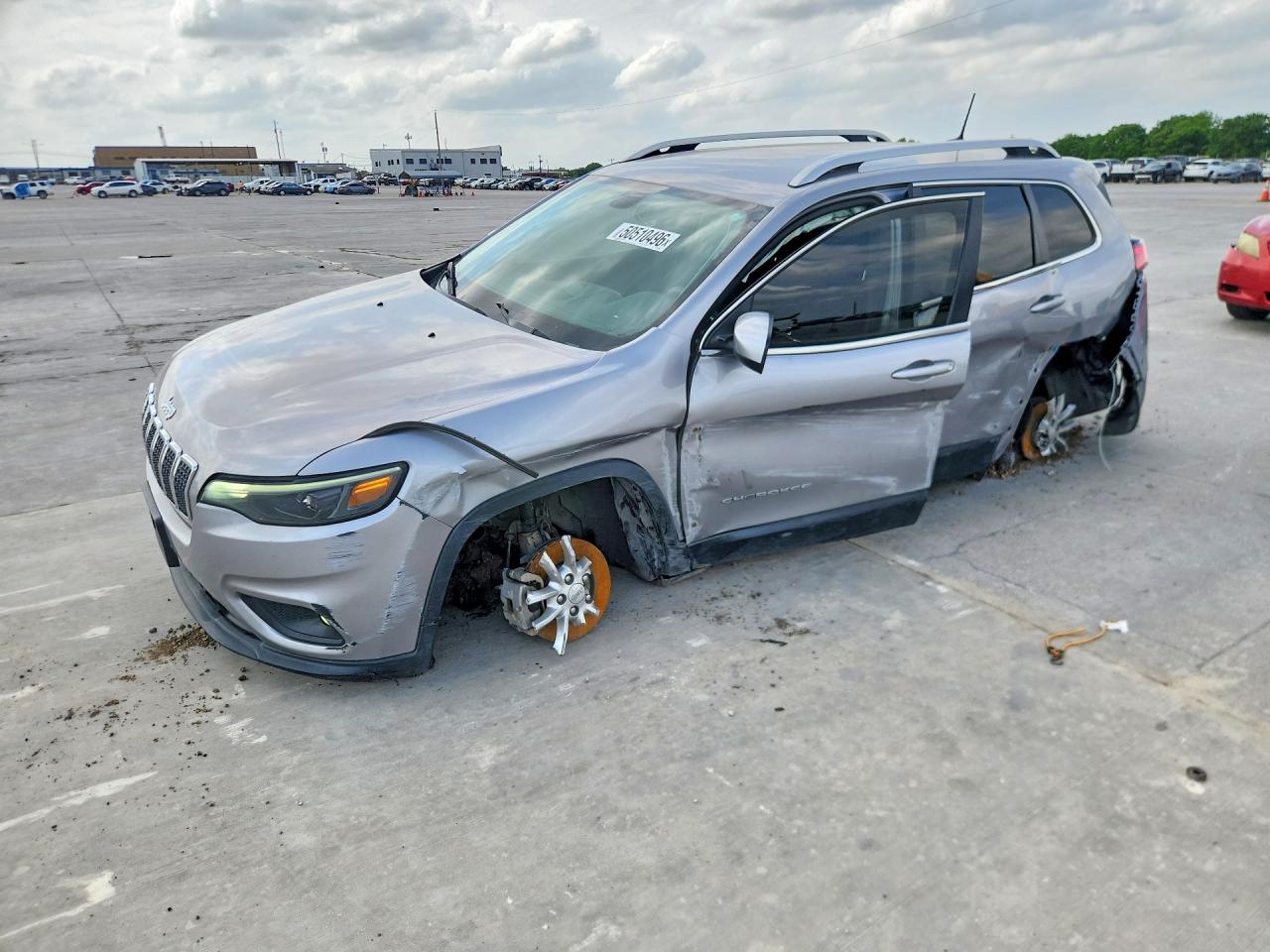 Salvage Jeep Cherokee Image