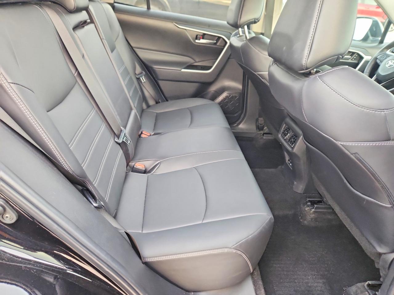 Toyota RAV4 Xle Premium