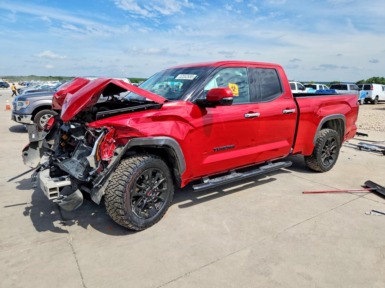 Salvage Toyota Tundra Image