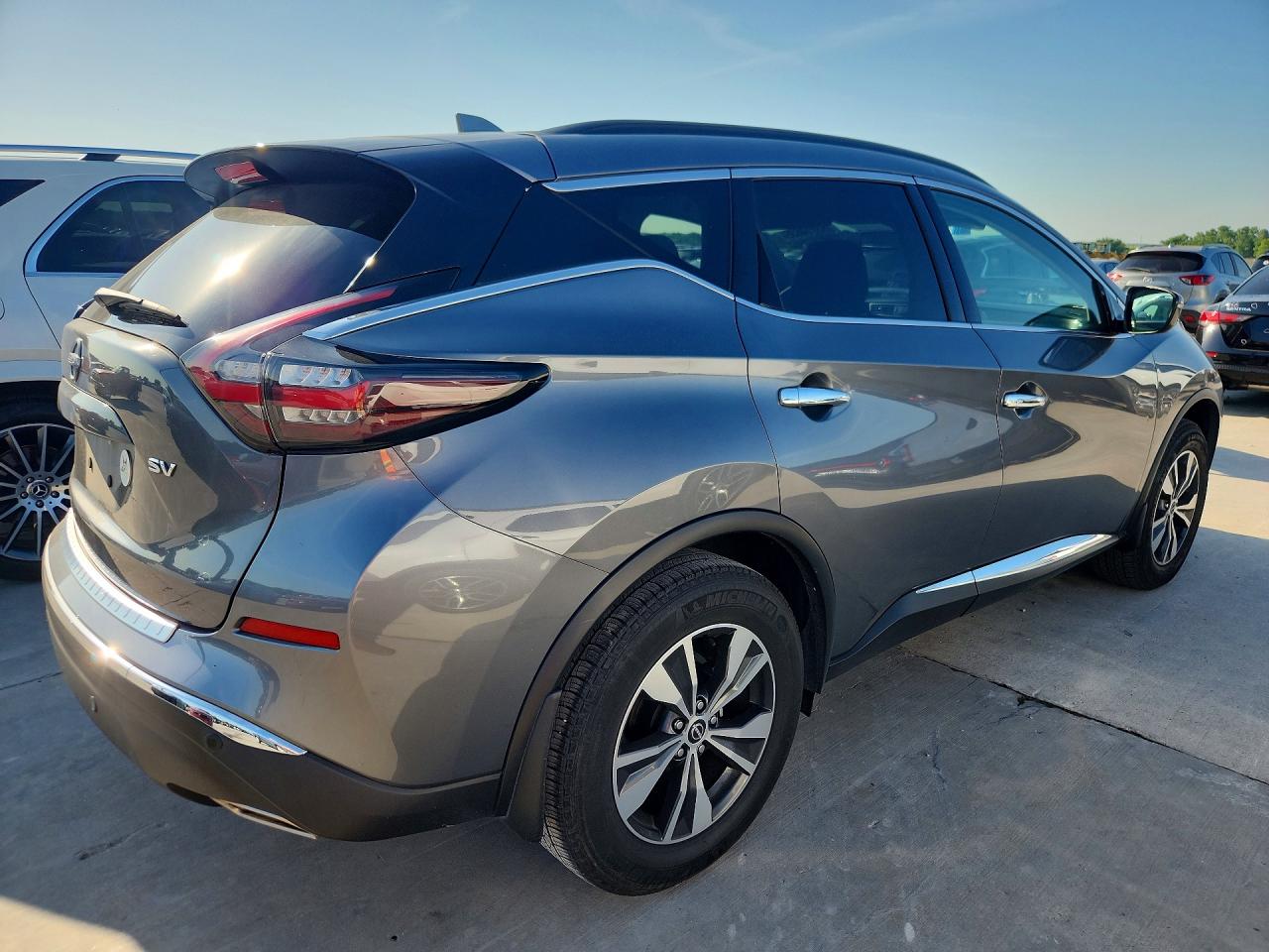 Nissan Murano Sv