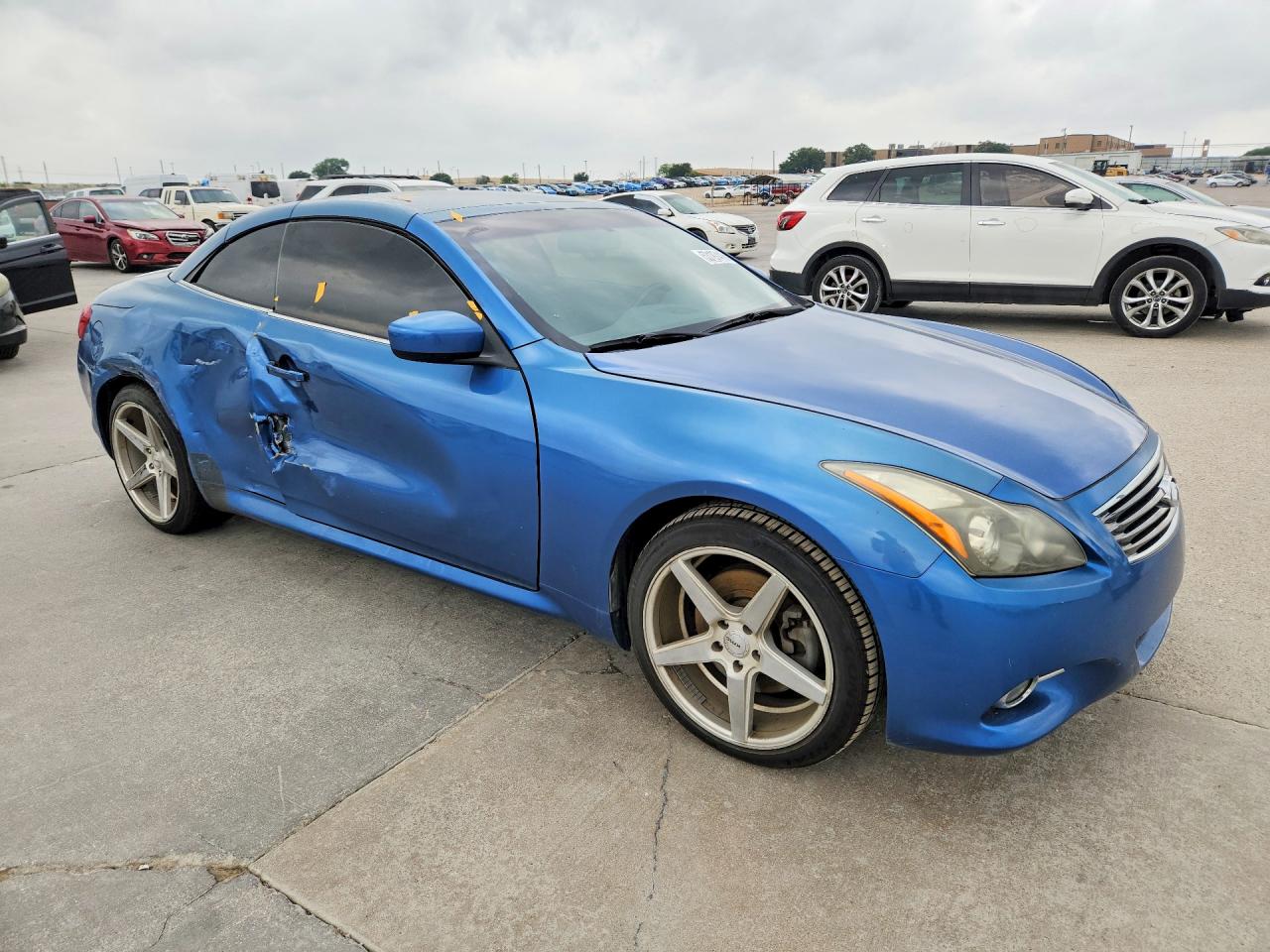 INFINITI G37 Base