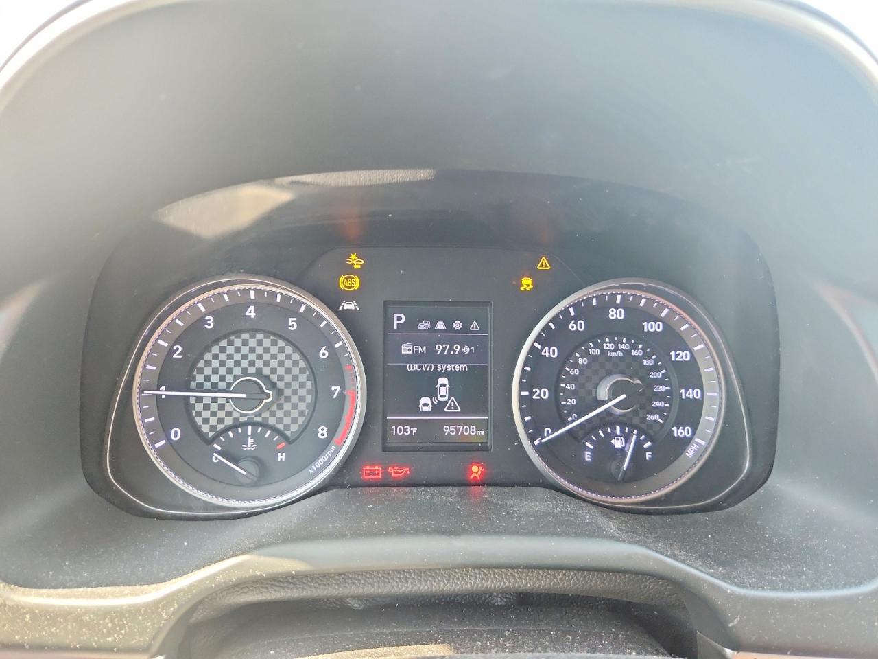 Hyundai ELANTRA Sel