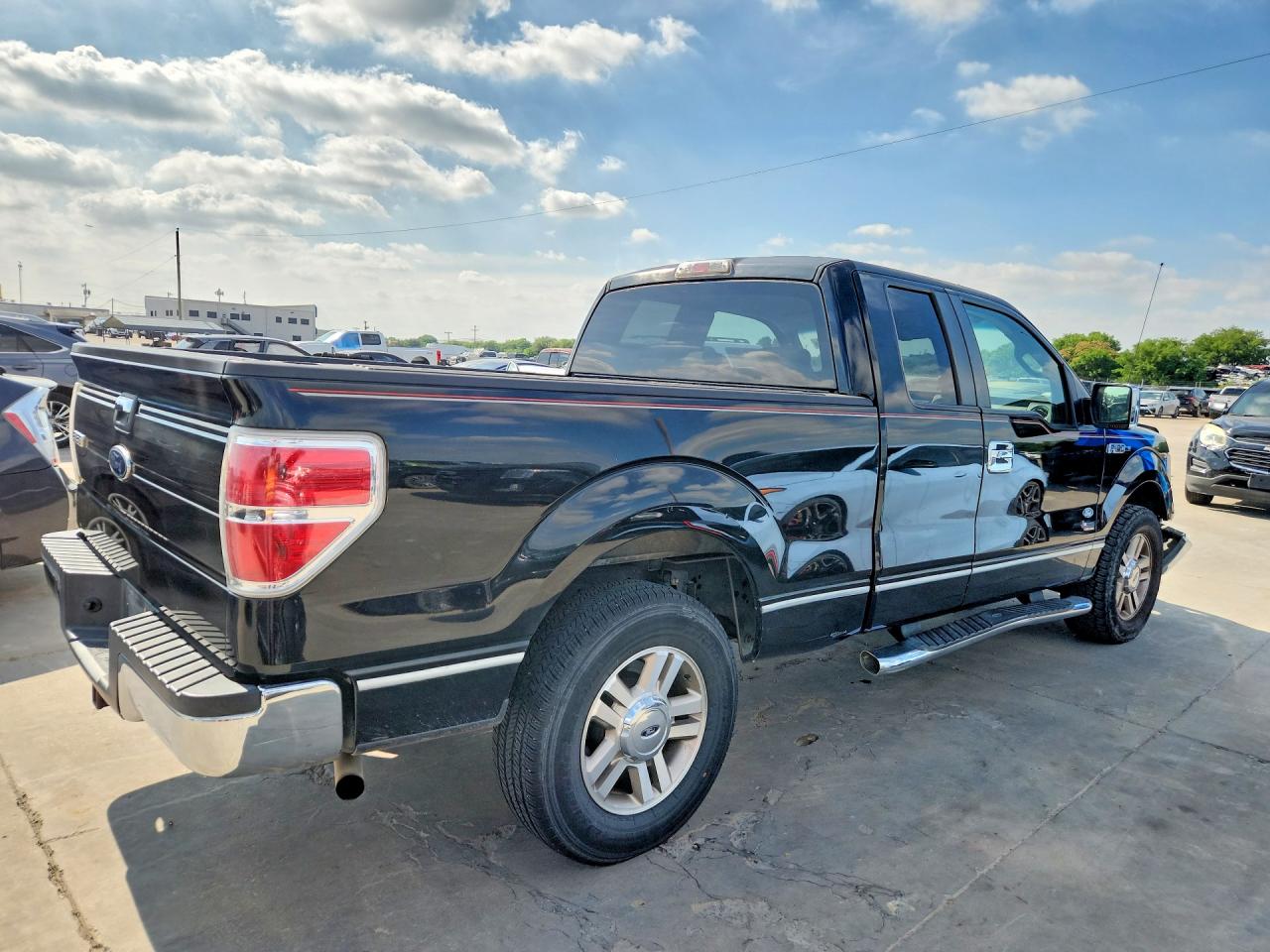 Ford F-150 Super Cab