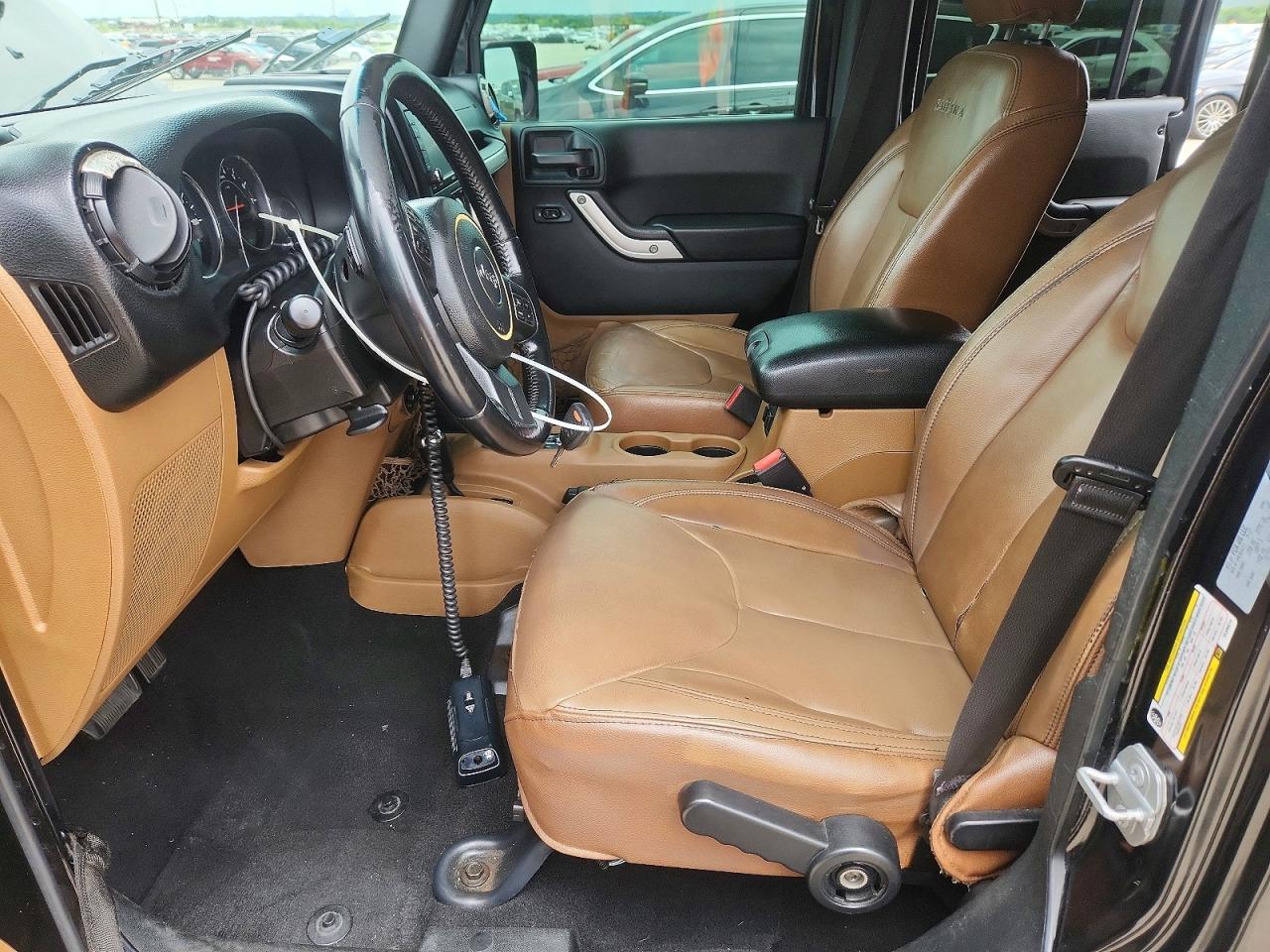 Jeep Wrangler Sahara