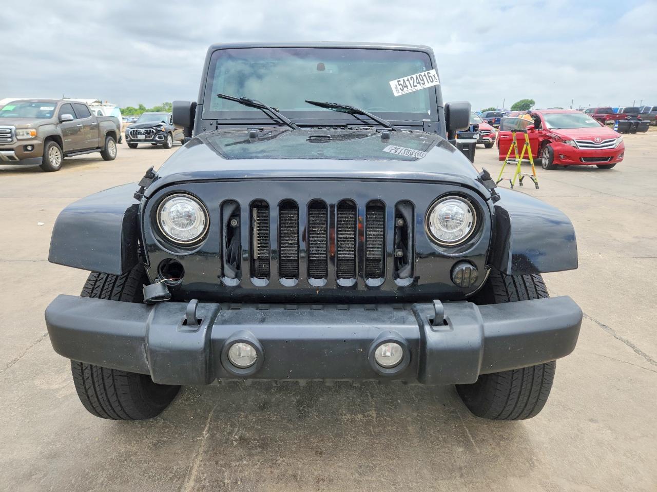 Jeep Wrangler Sahara