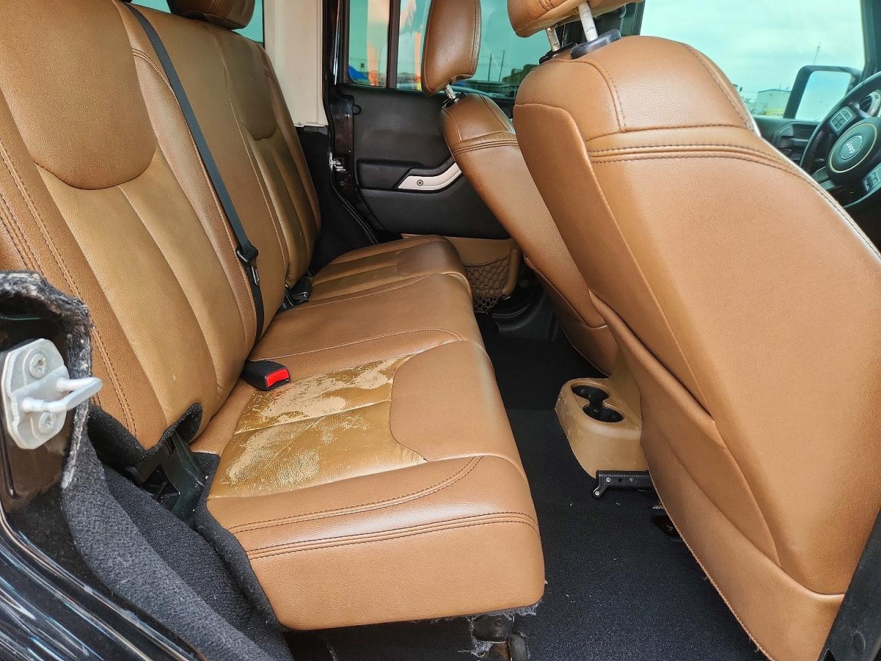 Jeep Wrangler Sahara
