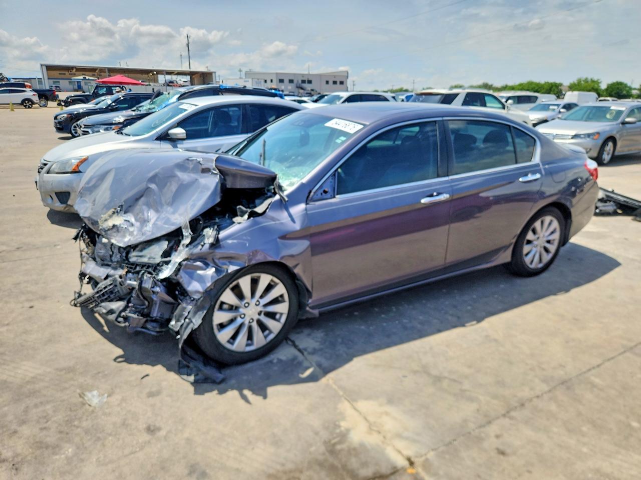 Salvage Honda Accord Image