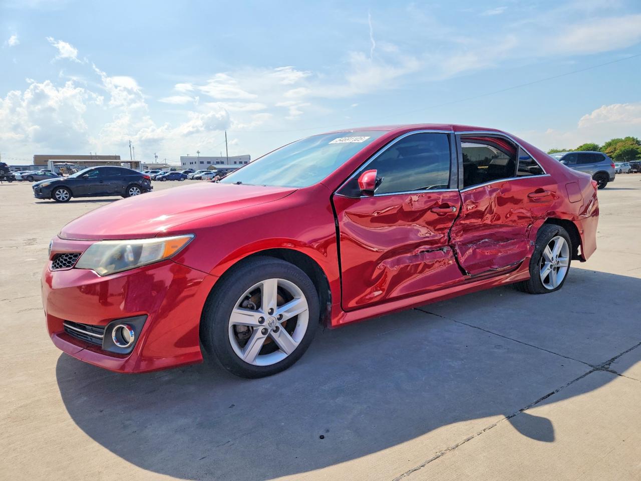 Salvage Toyota Camry Image