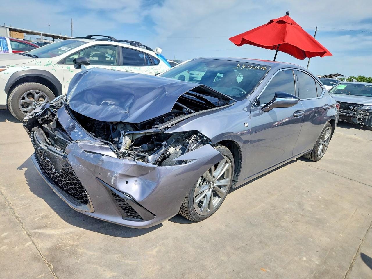Salvage Lexus Es Image