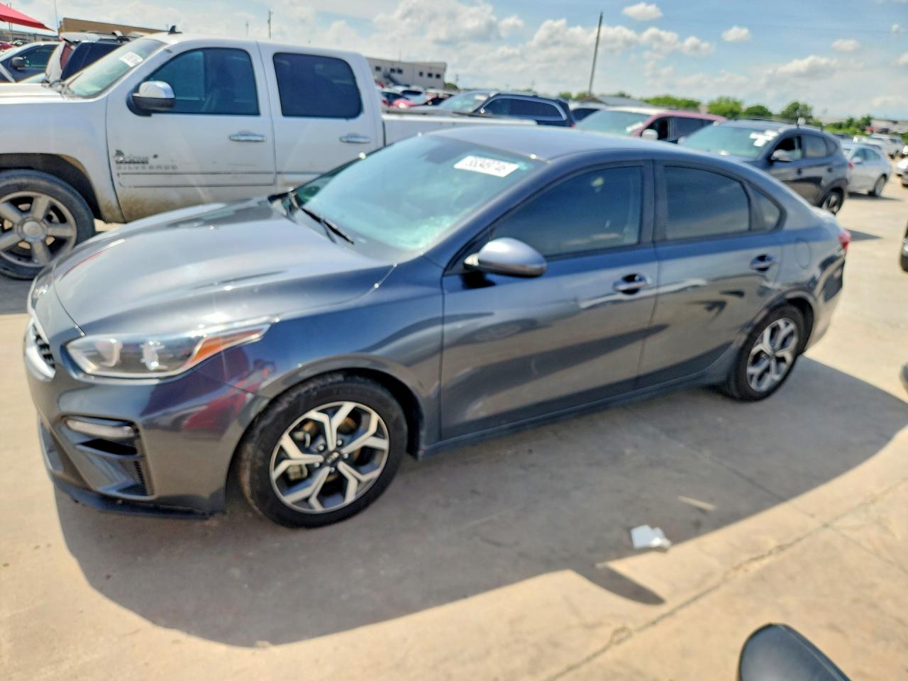 Salvage Kia Forte Image