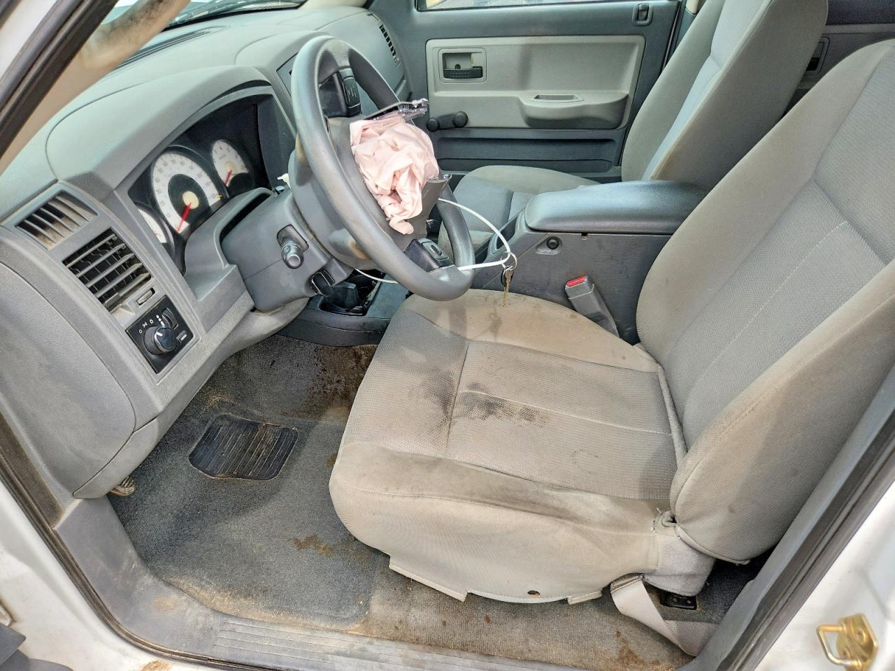 Dodge Dakota Quad