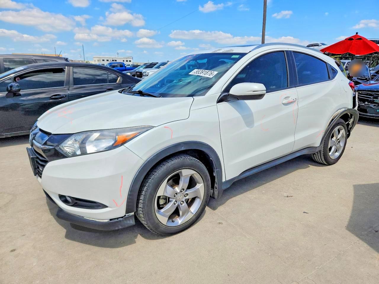 Salvage Honda HR-V Image