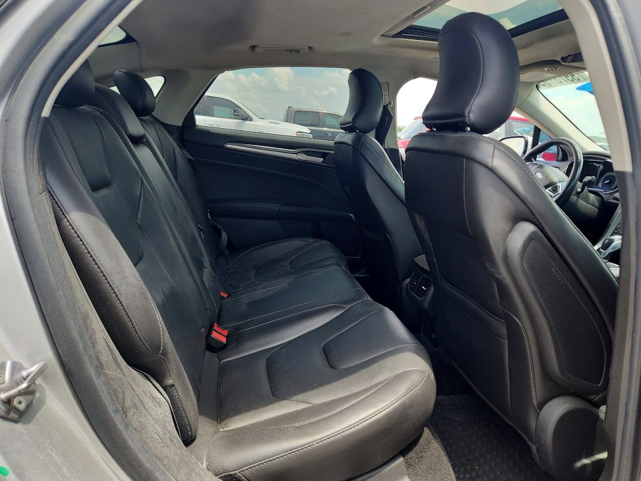 Ford Fusion Titanium Phev
