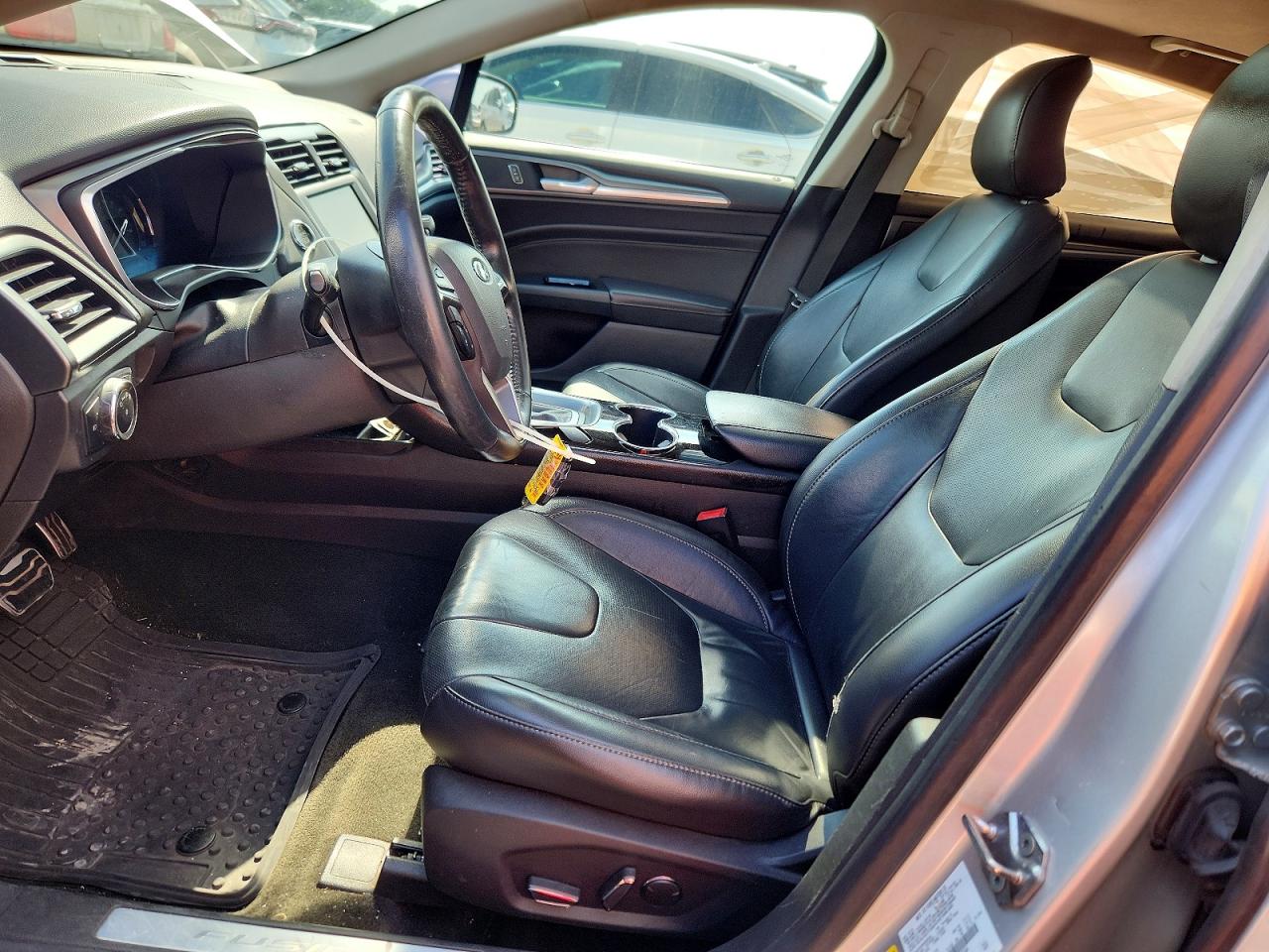 Ford Fusion Titanium Phev