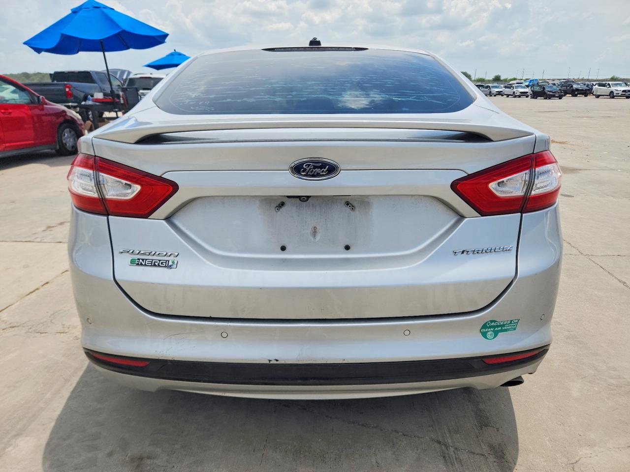 Ford Fusion Titanium Phev