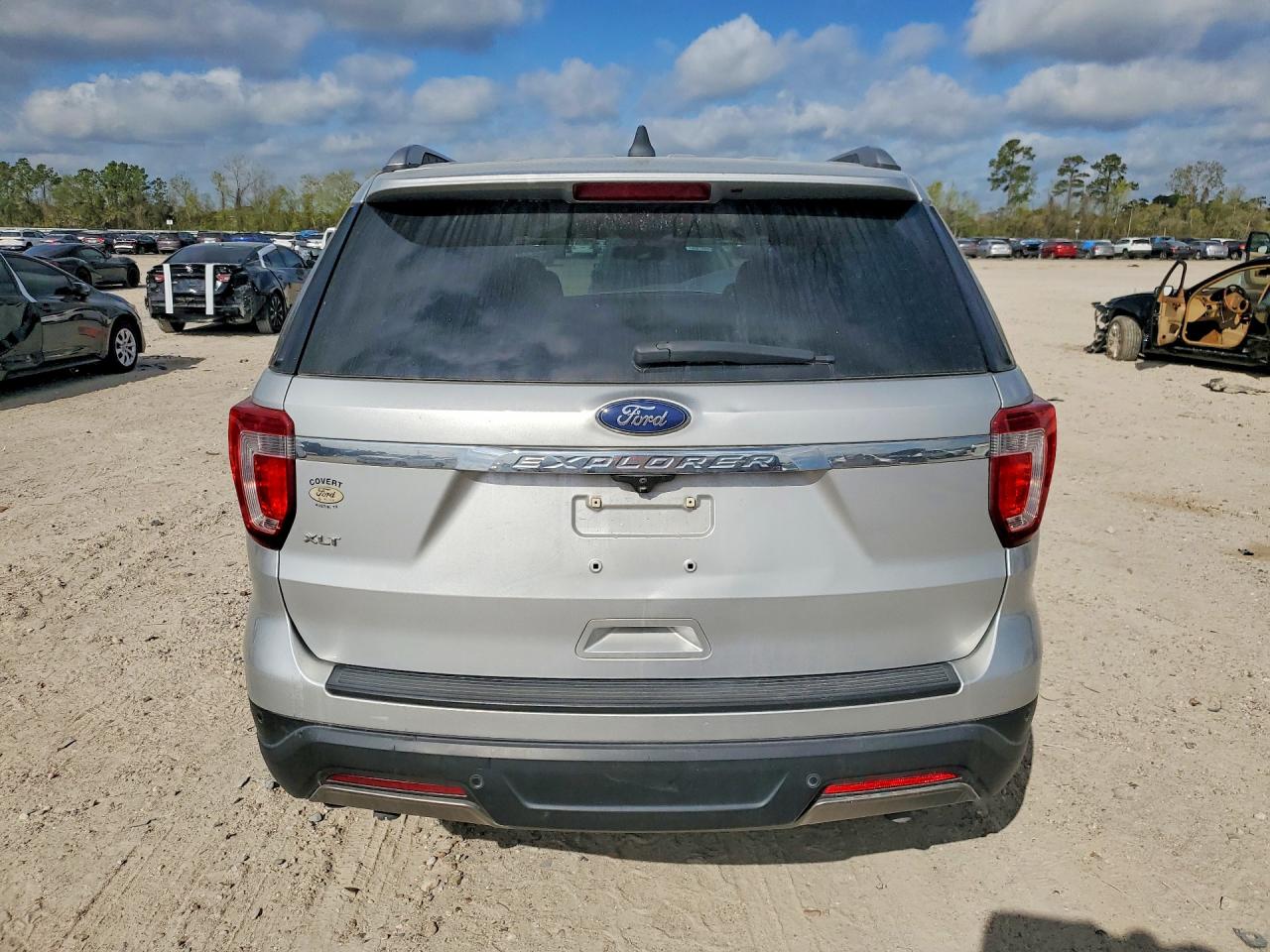 Ford Explorer Xlt