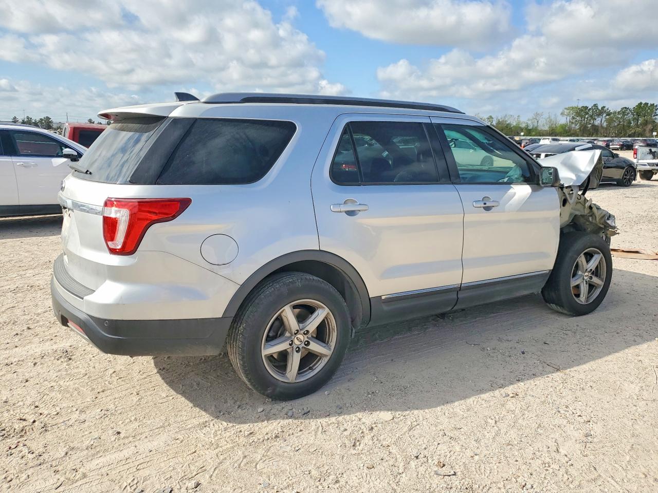 Ford Explorer Xlt