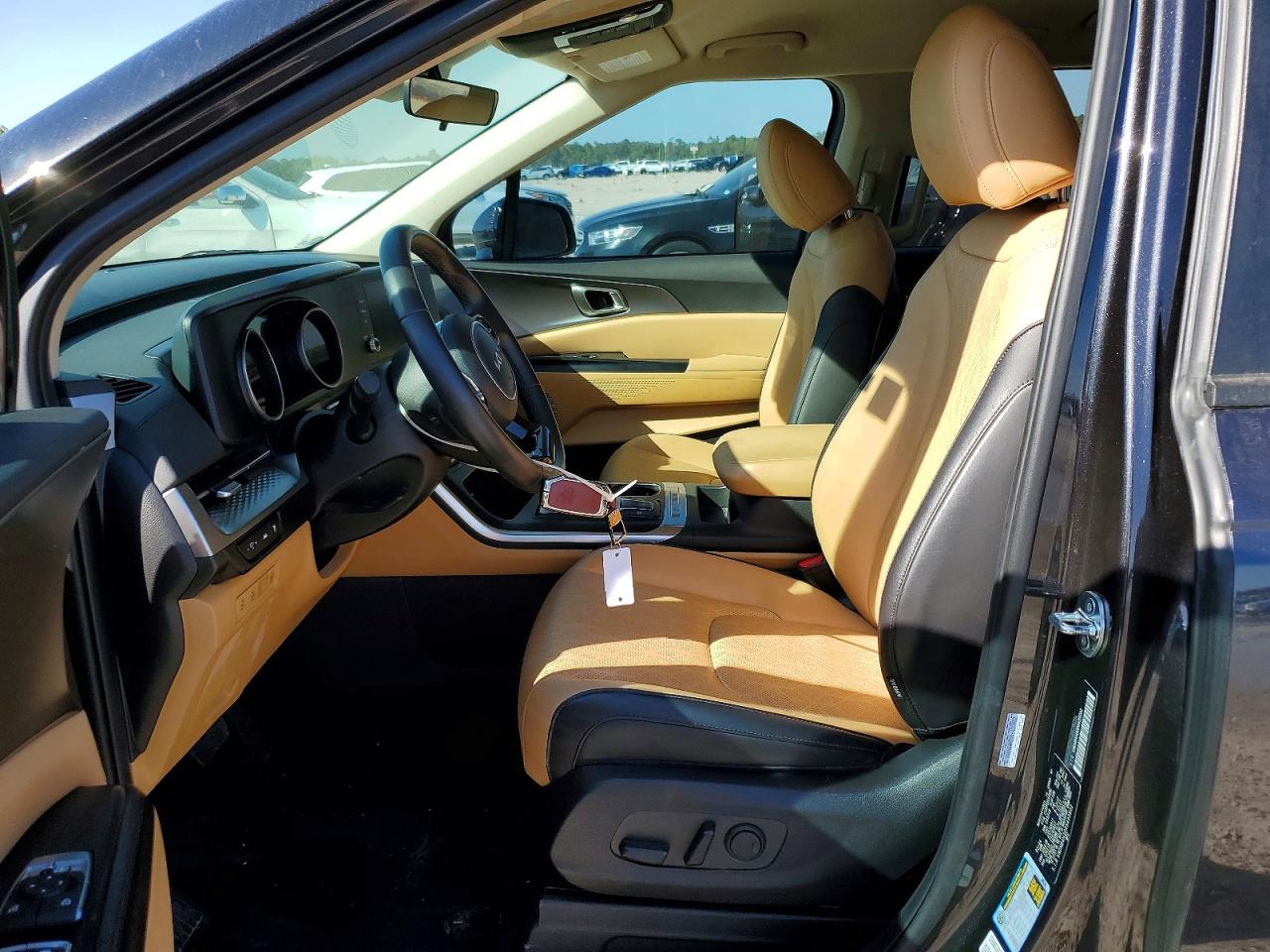 Kia Carnival Lx