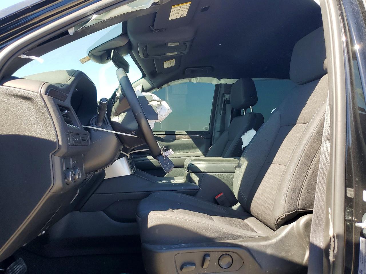 Chevrolet Suburban