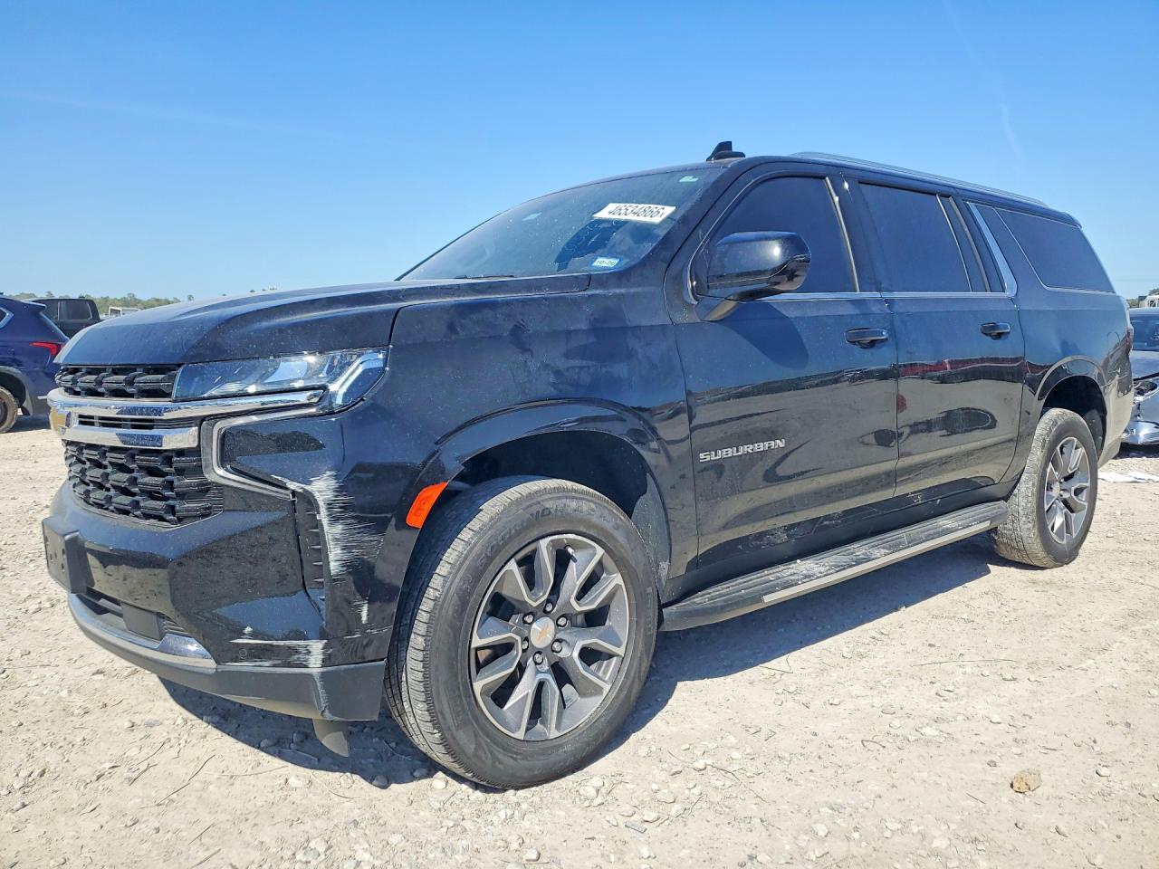 Salvage Chevrolet Suburban Image