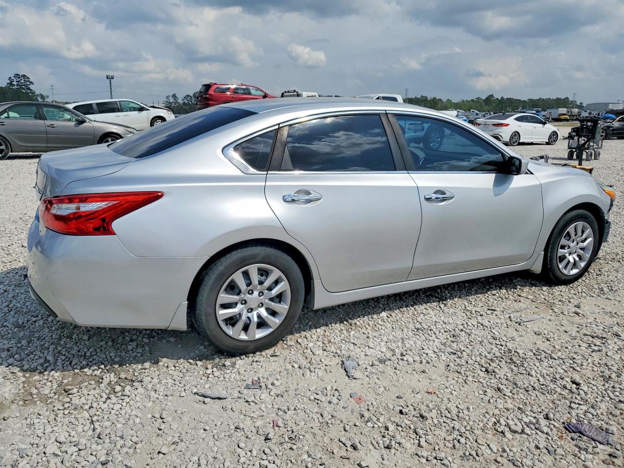 Nissan Altima 2.5 S