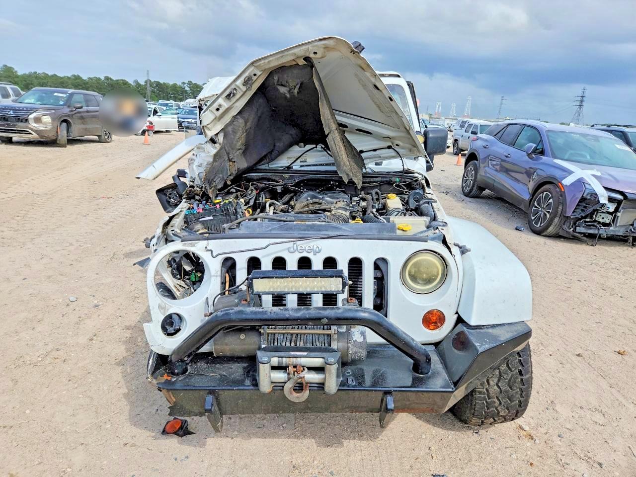Jeep Wrangler Sahara