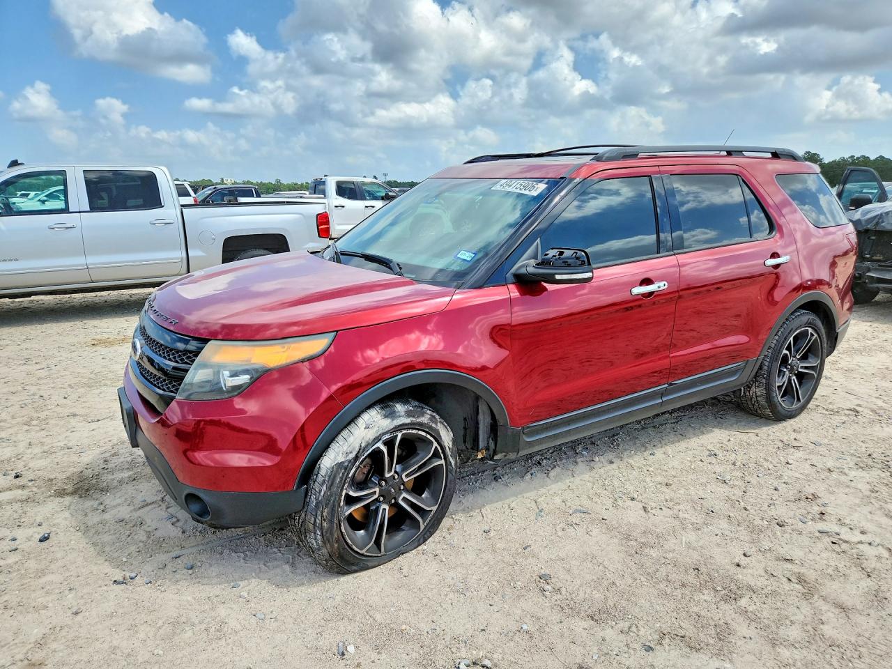 Salvage Ford Explorer Image
