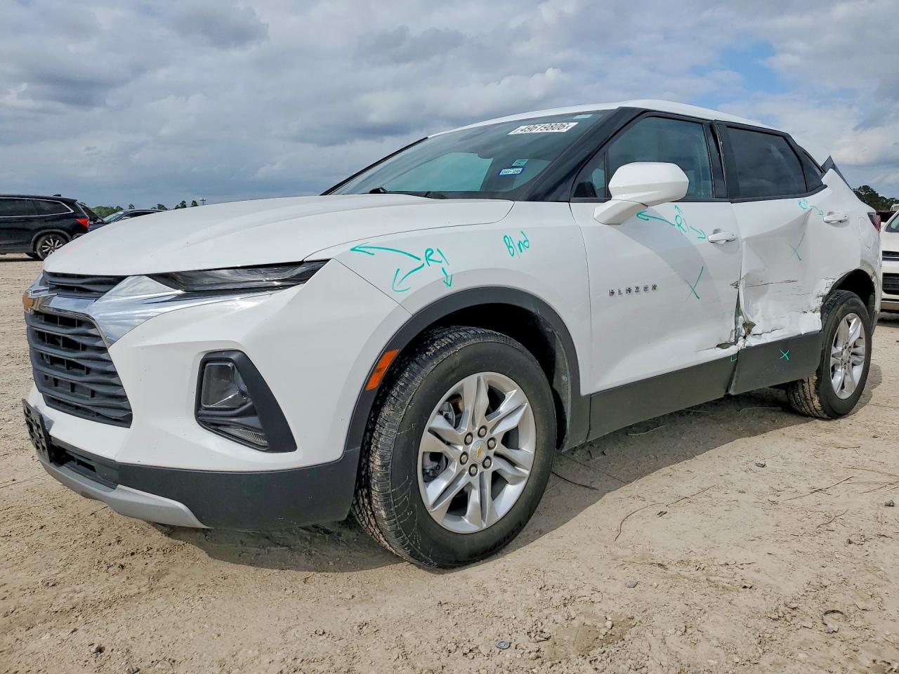 Salvage Chevrolet Blazer Image