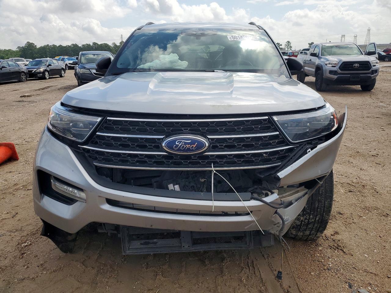 Ford Explorer Xlt