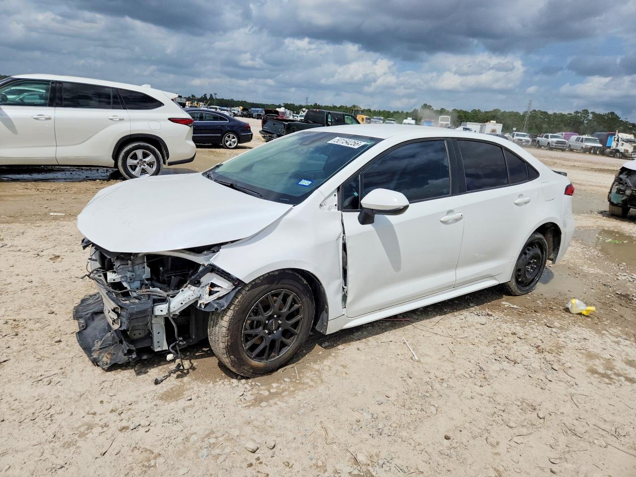 Salvage Toyota Corolla Image