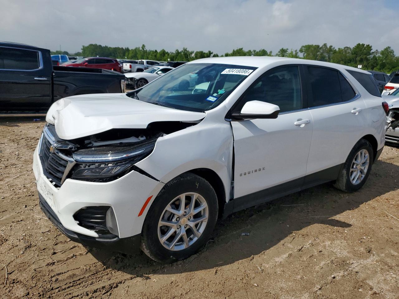 Salvage Chevrolet Equinox Image