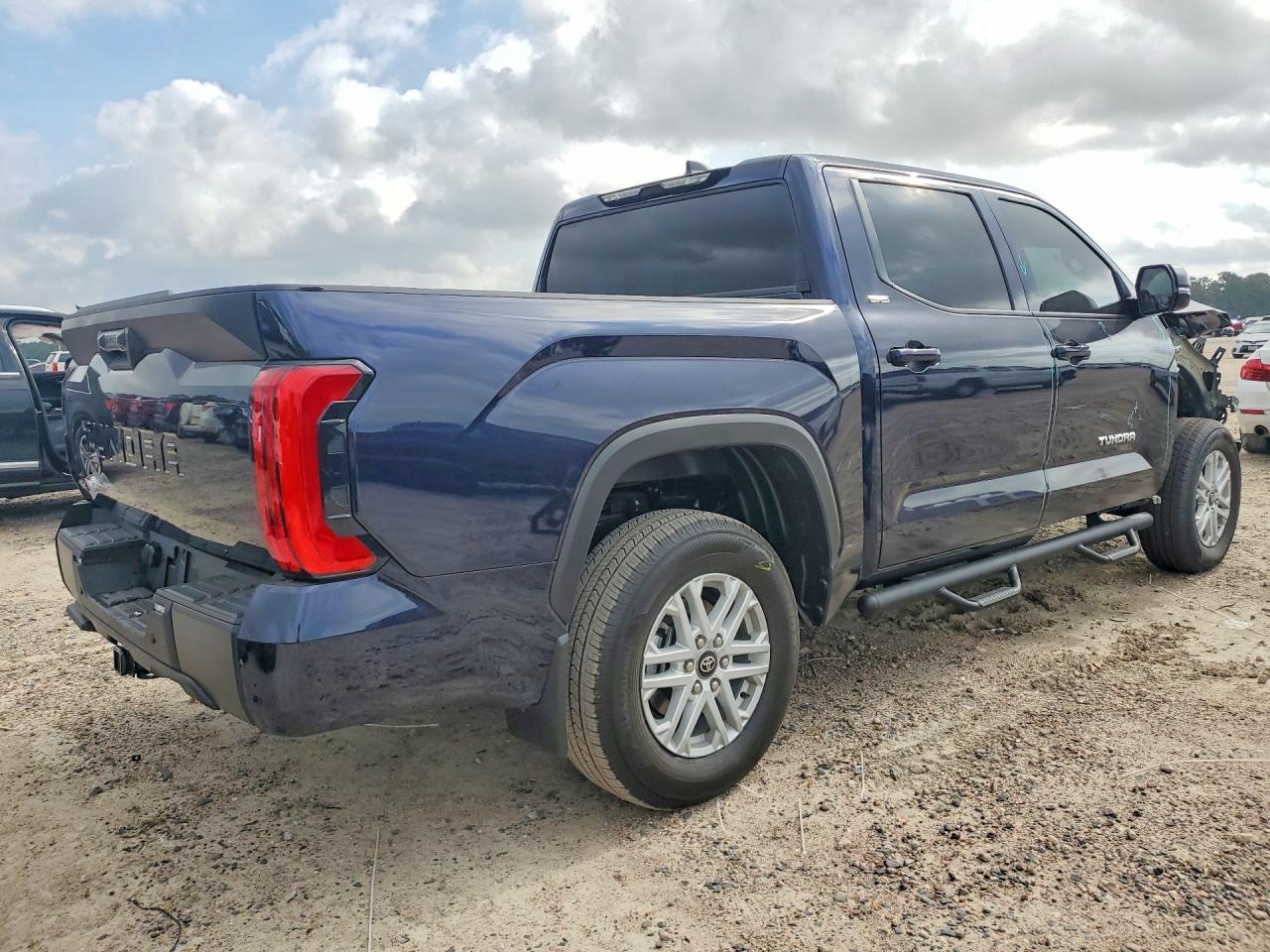 Toyota Tundra Sr5