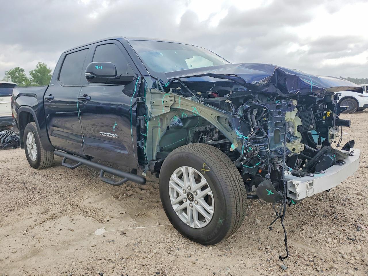 Toyota Tundra Sr5