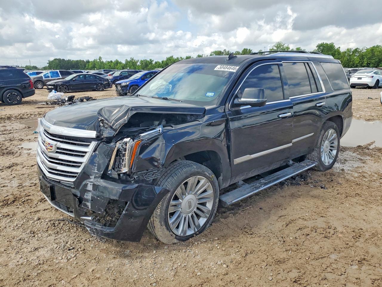 Salvage Cadillac Escalade Image