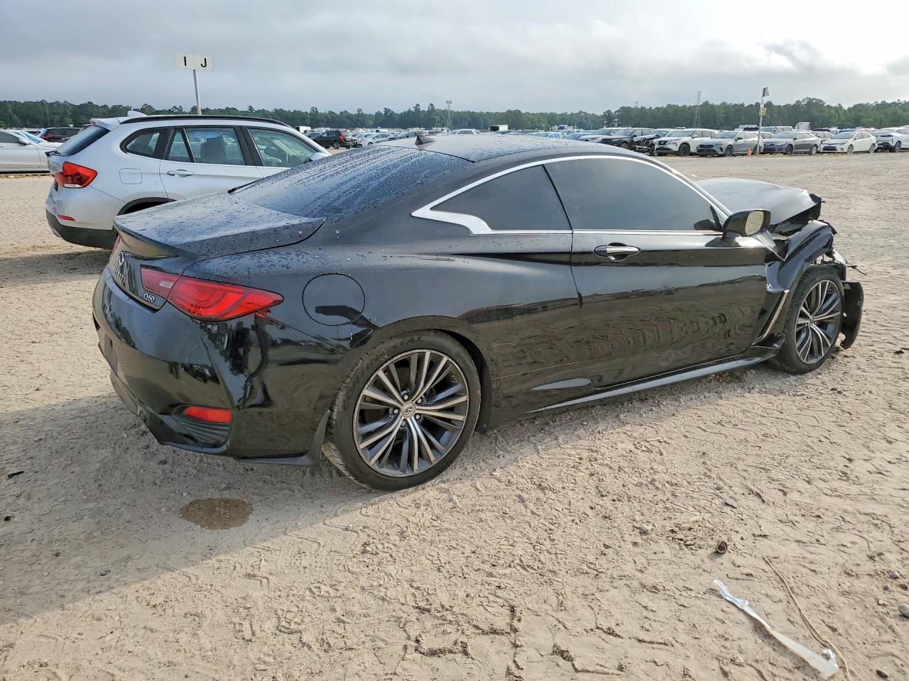 INFINITI Q60 3.0t Luxe