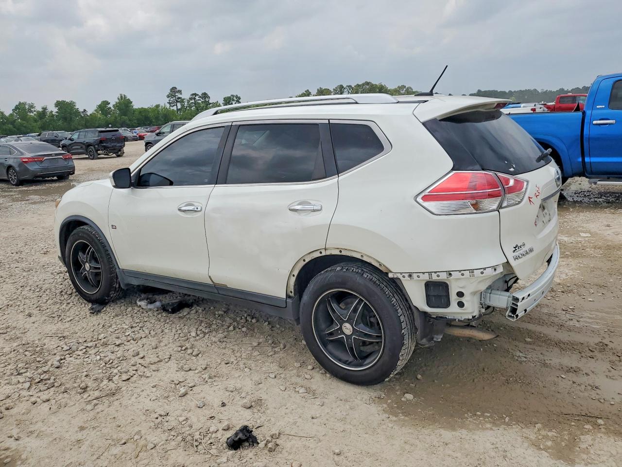 Nissan Rogue Sv