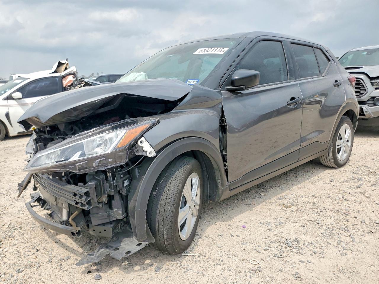 Salvage Nissan Kicks Play Image